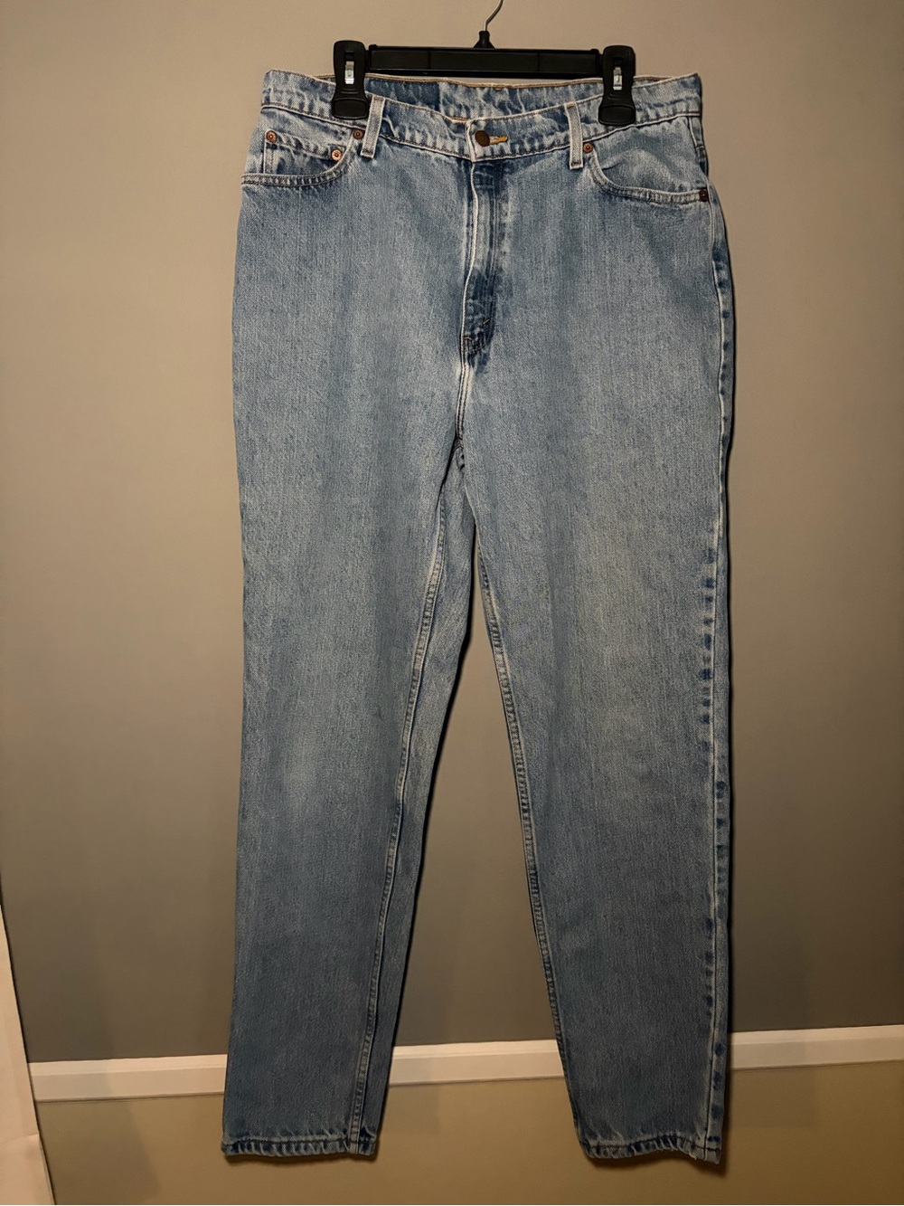 Vintage 1996 Levi’s 521 Tapered Fit Leg Size 18 Long Light Wash Made in USA VTG